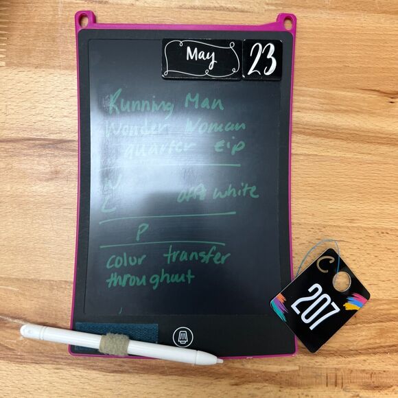 Wonder Woman Run Series Shirt Women L Large Off White 1/4 Zip Training Top *READ - Picture 13 of 14